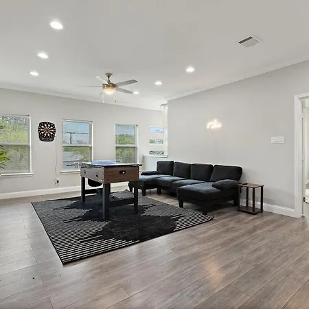 Game Room & Event Open Luxury Haven